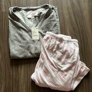Never worn pajama set size M